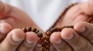 Kalbe İyi Gelen Zikirler : İç Sıkıntısına Birebir Şifa Kaynakları 