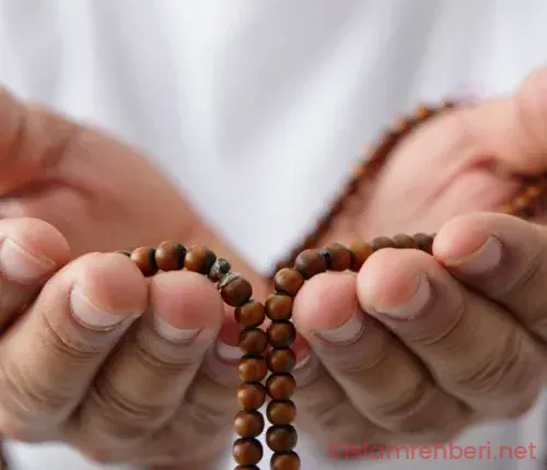 Kalbe İyi Gelen Zikirler : İç Sıkıntısına Birebir Şifa Kaynakları 