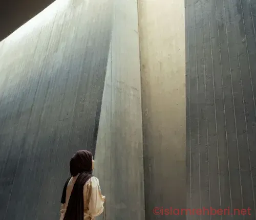 İslamın 5 Şartından Biri Olan Namaz Nedir? Neden Kılınır? İslamın 5 Şartından Biri Olan Namaz Nedir? Neden Kılınır?